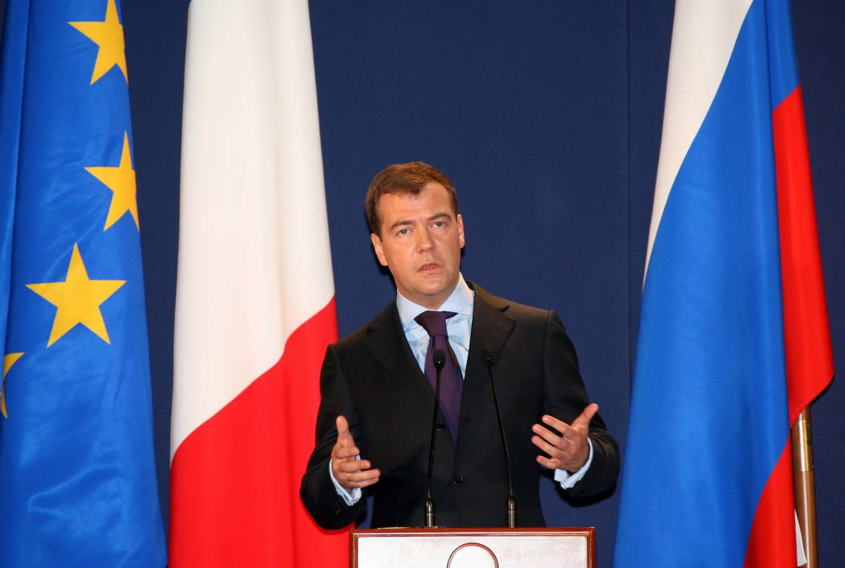 Medvedev all'America: 
Opzione zero sui missili