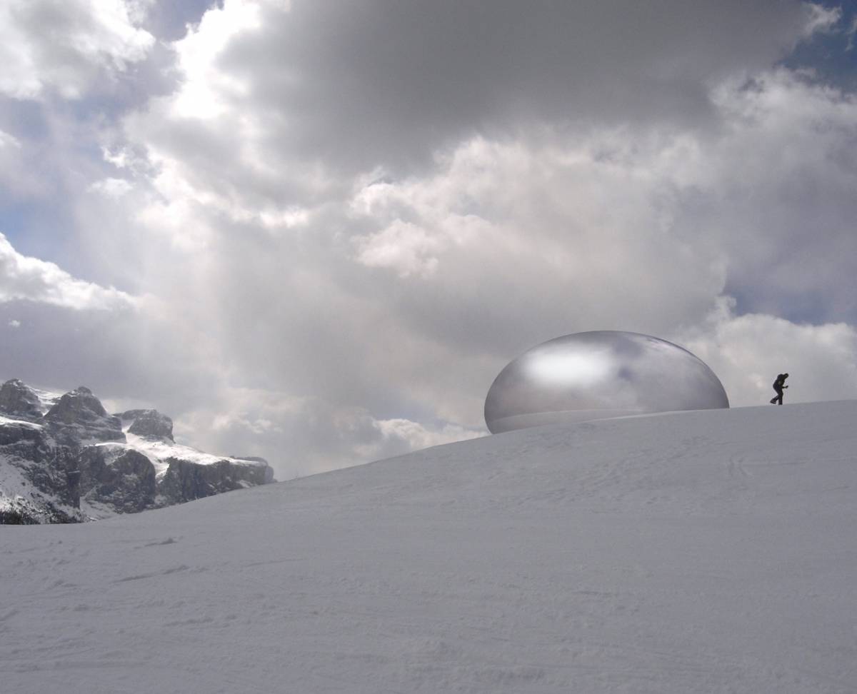 Arriva Capsula, rifugio trasparente tra le Dolomiti