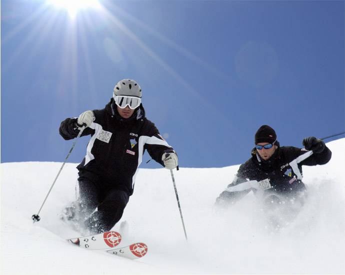 Trentino e Val d'Aosta: si scia 
in anticipo, impianti aperti