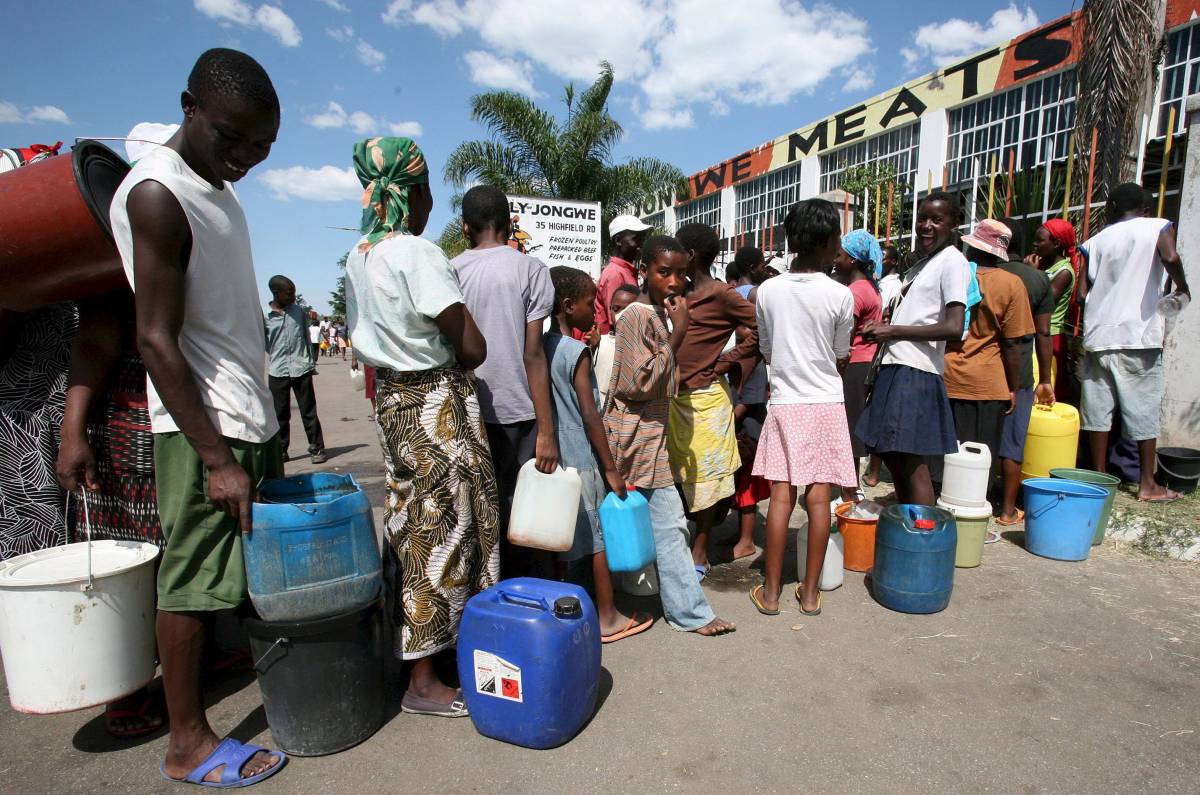 Zimbabwe: epidemia di colera, migliaia in fuga