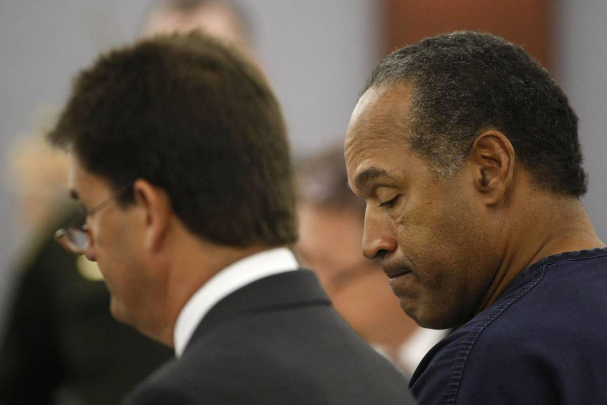 O.J. Simpson condannato 
a 15 anni per rapina 
e sequestro di persona