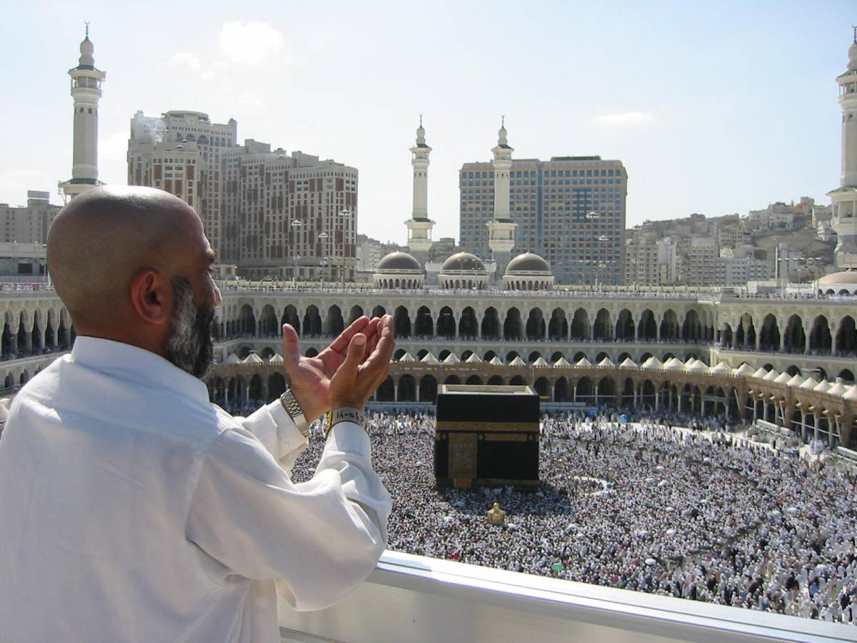 I  sauditi chiedono al britannico Norman Foster di ridisegnare la Mecca