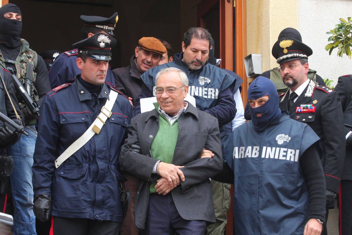 Mafia, blitz in Sicilia: 99 arresti 
Volevano rifondare la "Cupola"
