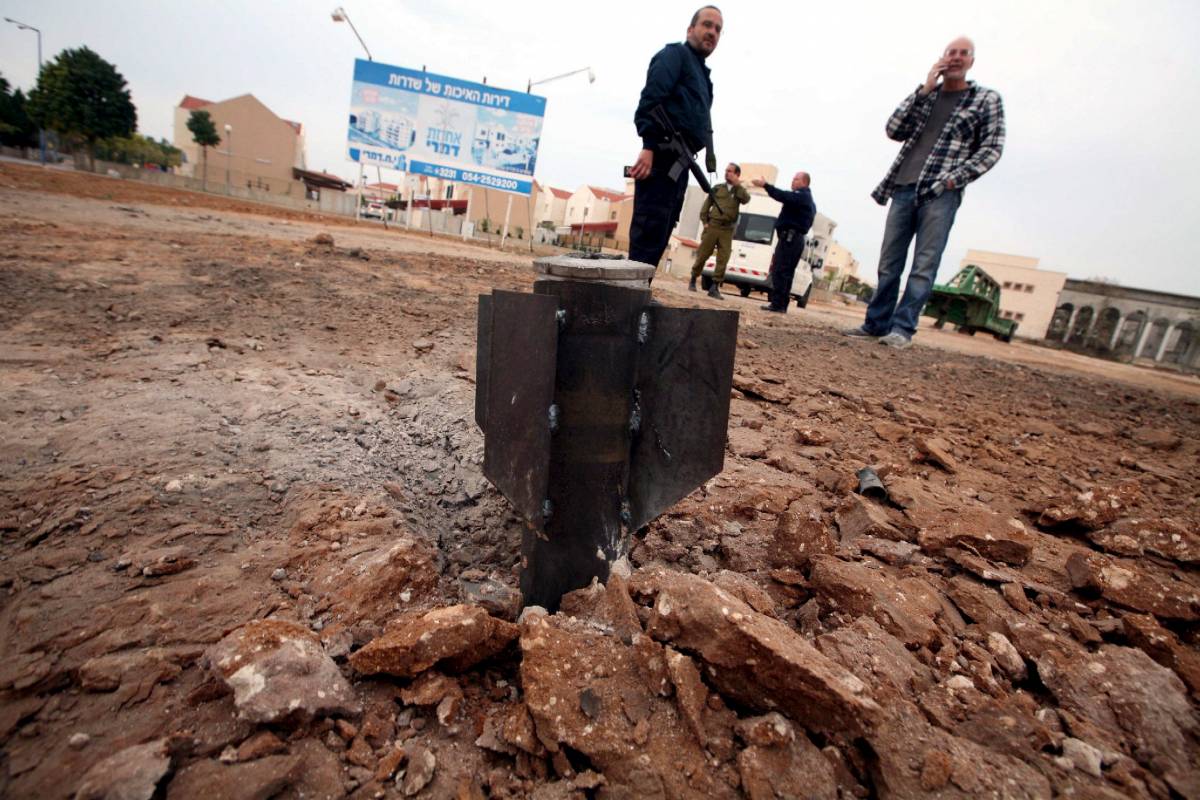 Olmert: fermeremo i lanci di razzi da Gaza