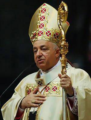 Crisi, il cardinal Tettamanzi vara un fondo per gli aiuti: un milione di euro