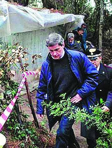 La «favela» tra i pini dove regnano povertà e degrado La tragedia di Castelfusano: nei mille ettari dell’area protetta trovano rifugio 400 persone