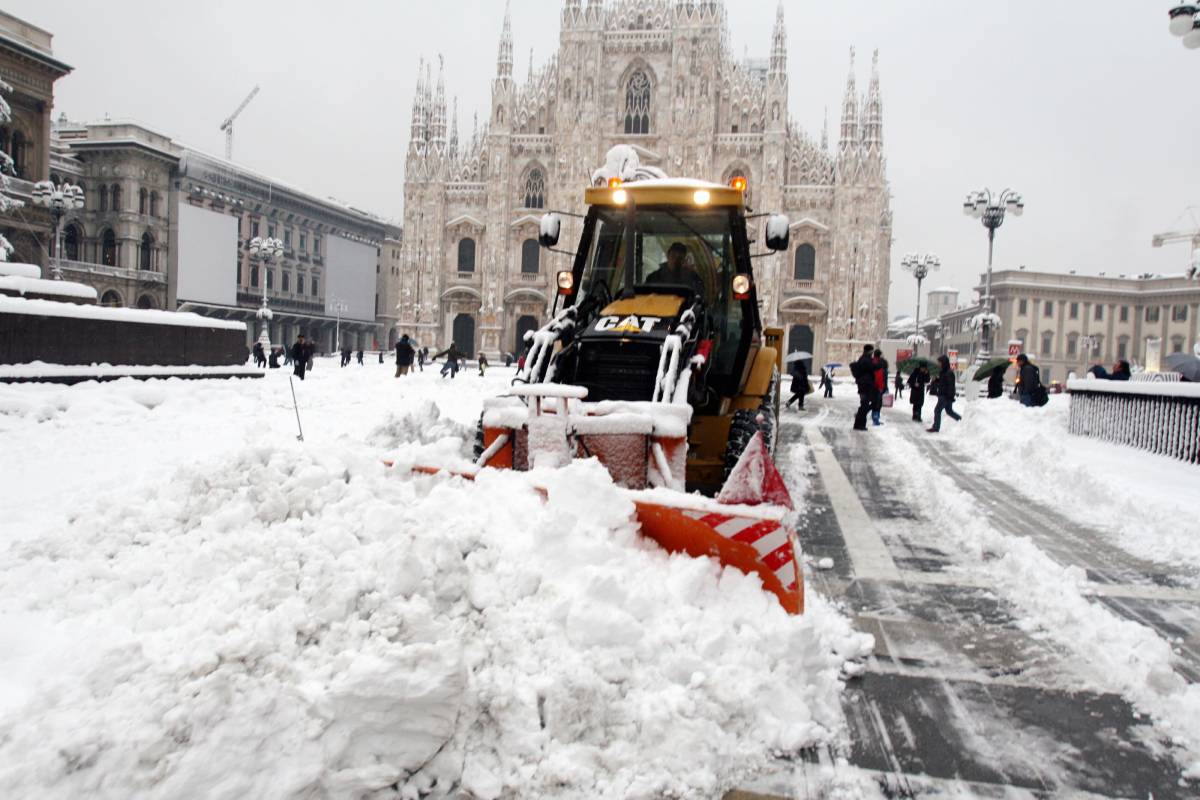 Fioccano le proteste sulle inefficienze 
Moratti: non mi aspettavo tanta neve