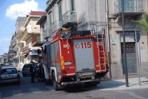 Reggio Emilia, esplode un palazzo: un morto
