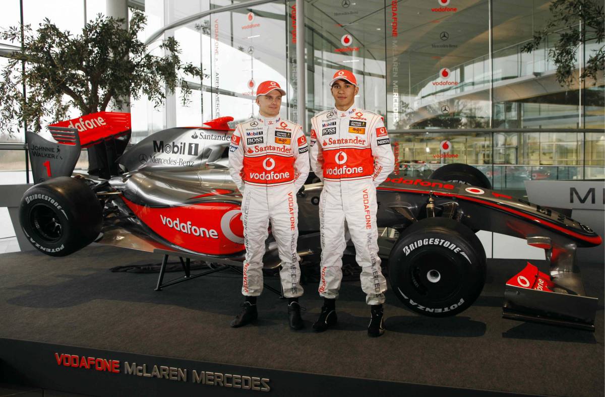 McLaren, Dennis saluta: 
"Lascio il team a marzo"