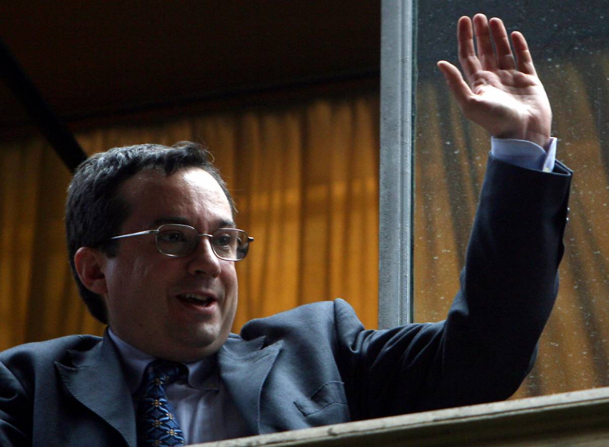 Rai, Villari alle Camere: 
"Io non mi dimetto". Il Pd: 
sciogliere la commissione