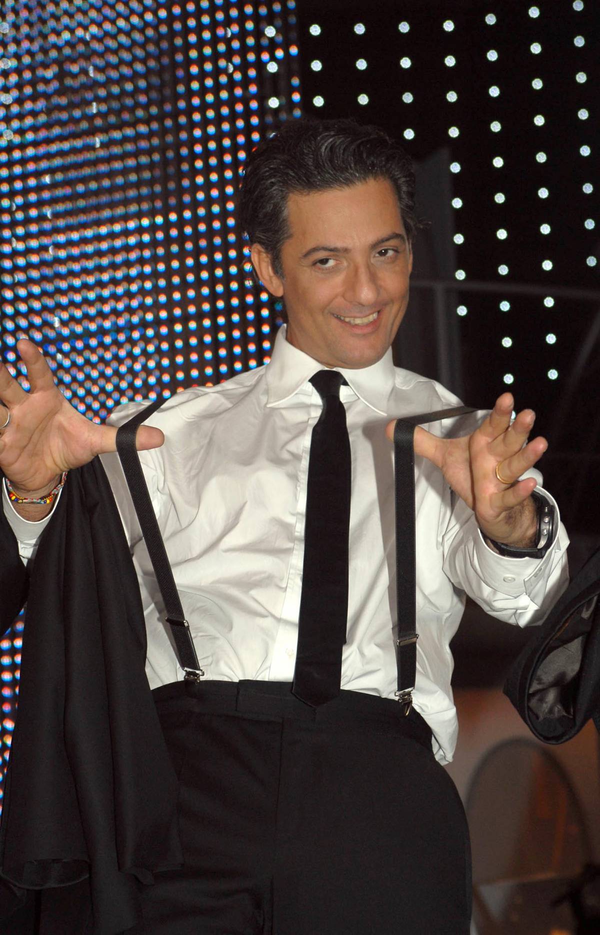 Fiorello visita Palazzo Grazioli: 
"Qui a trovare mio suocero"