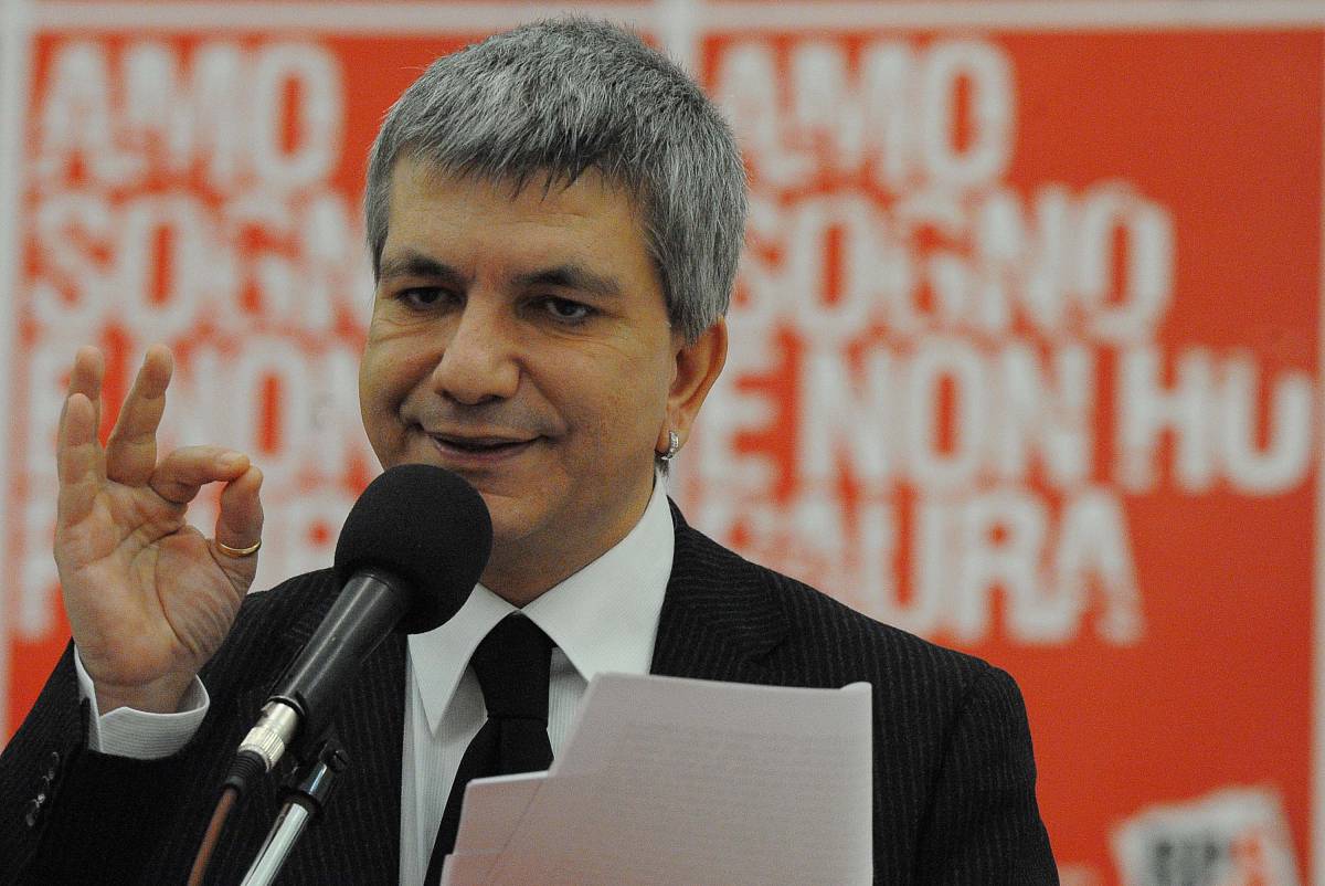 Il comunismo morto? Rinasce in nove partiti