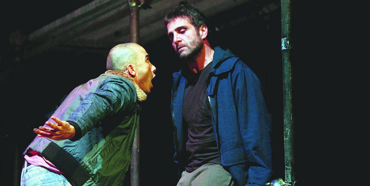 «Sulla scena do voce a Saviano»