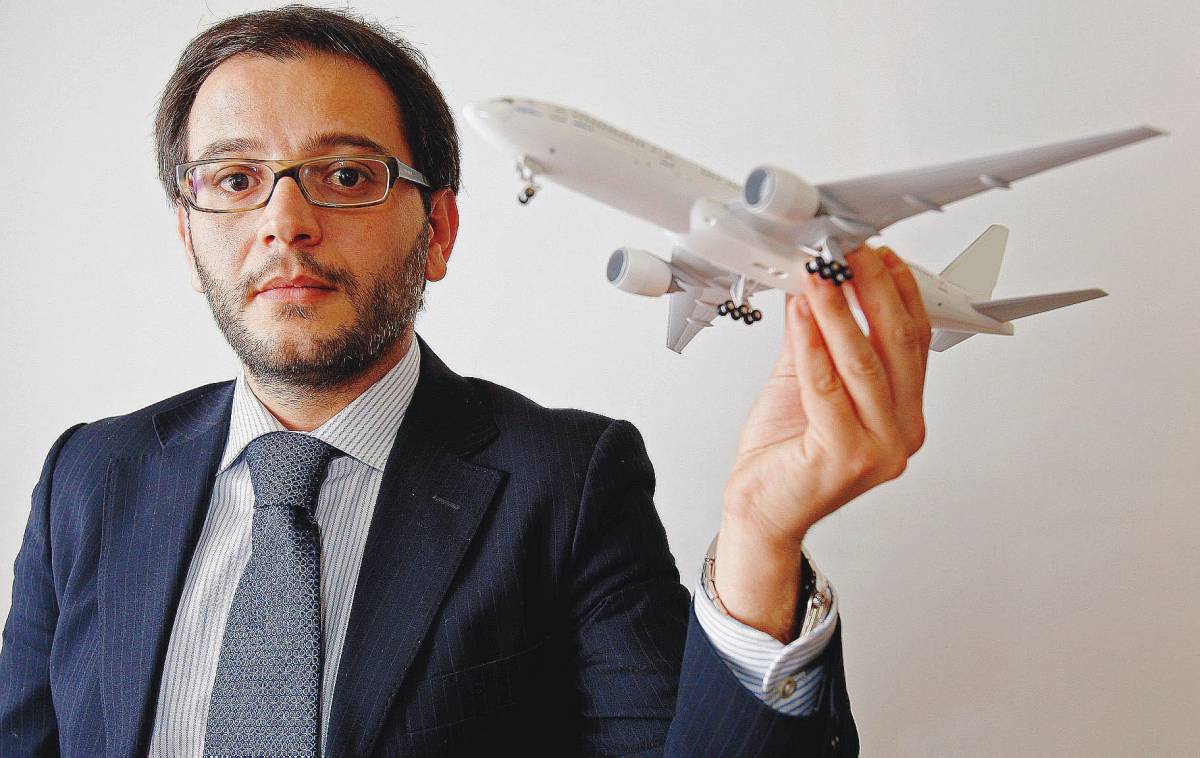 S’è fatto un’Alitalia in casa 
"Aerei come tram: 
si sale con l’abbonamento"