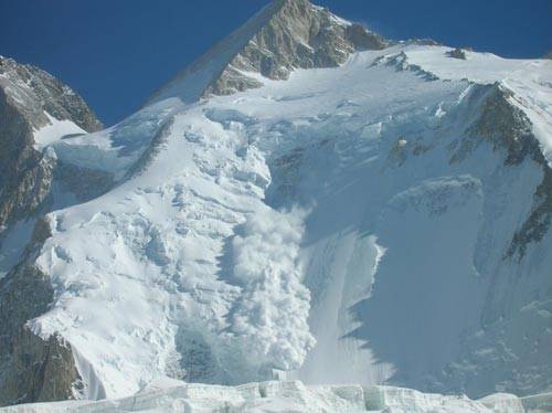 Valanga in Valgerola: morto alpinista