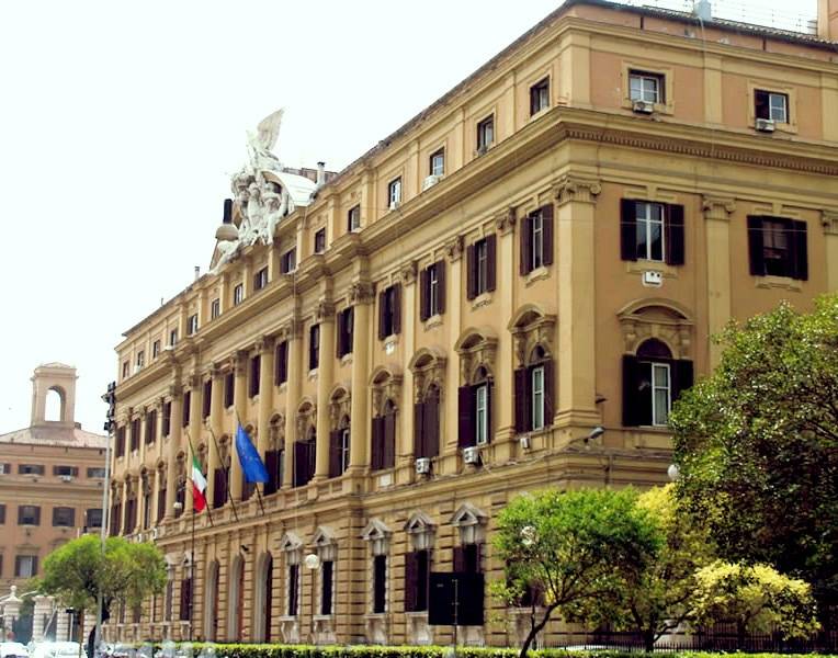 Dalle Poste all’Anas: 
ecco gli stipendi super 
dei boiardi italiani