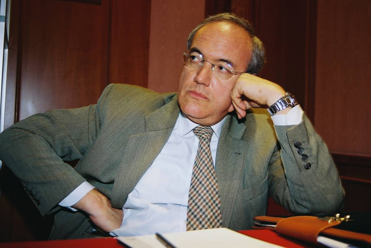 Il bioetico D'Agostino: "Alimentare i pazienti  
in stato vegetativo va imposto per legge"