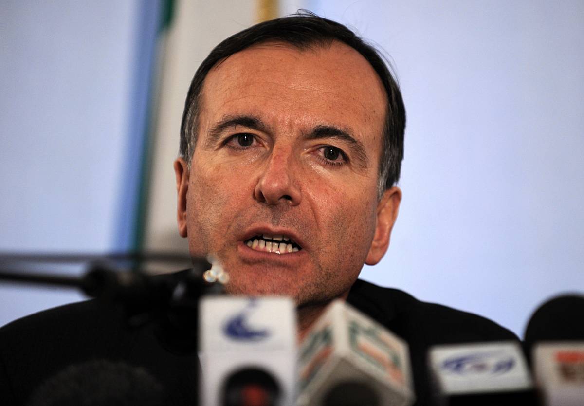 Afghanistan, visita di Frattini: "Più uomini"