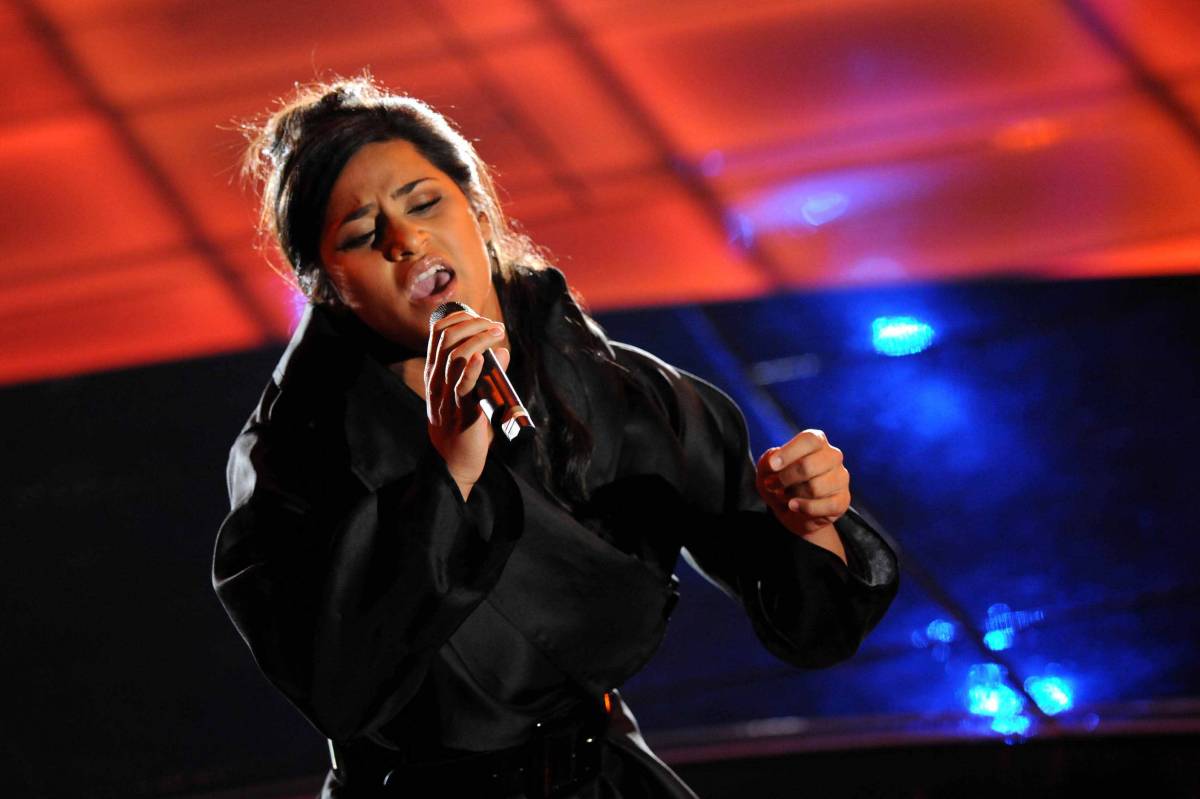 Testo: Karima, "Come in ogni ora"