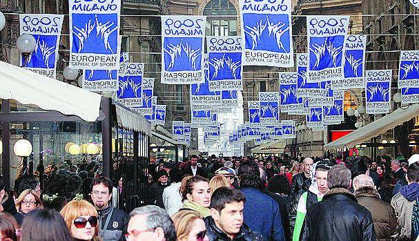 Carnevale, sfilate e scioperi bloccano la città