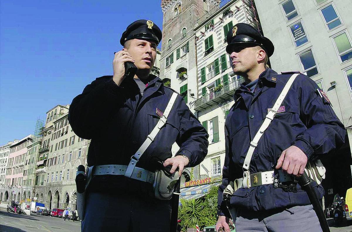 Invalido al 75 per cento scalava le facciate per rubare nelle case