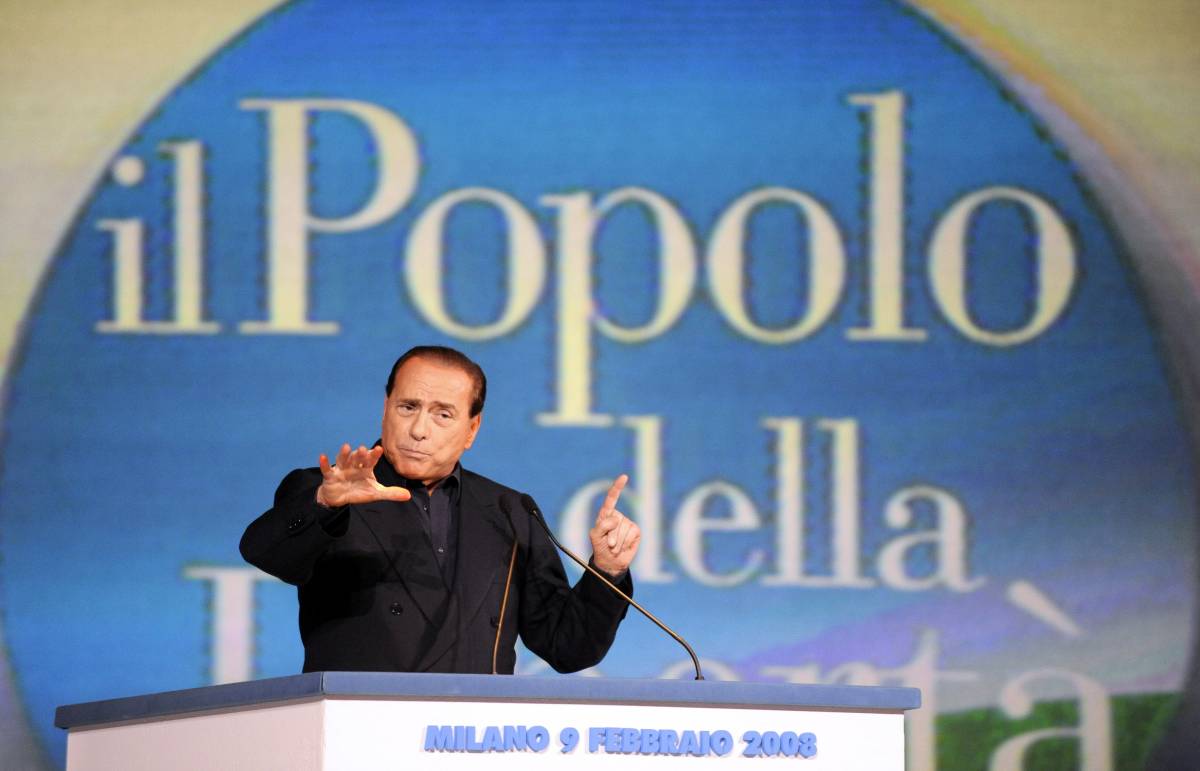 Berlusconi vede Sarkozy: "Europa più forte"