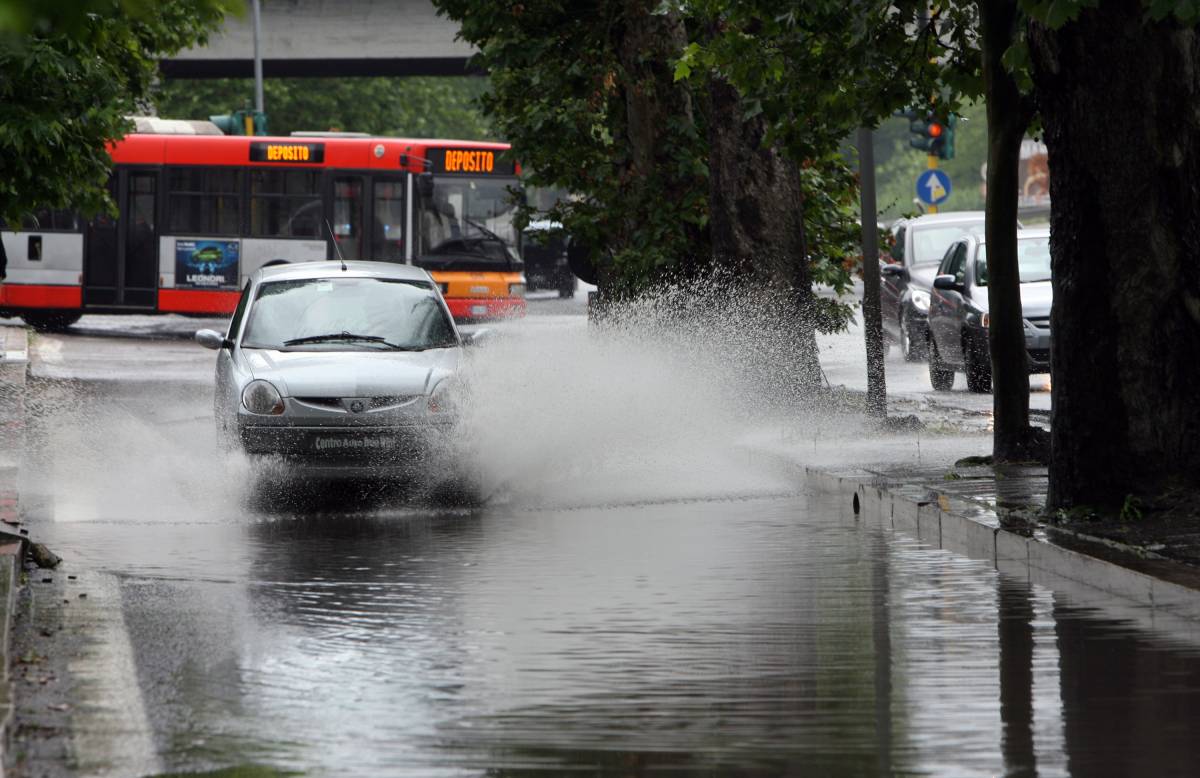 Neve, acqua e vento: 
maltempo in mezza Italia