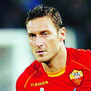 Cicinho operato: out 6 mesi Oggi test decisivo per Totti