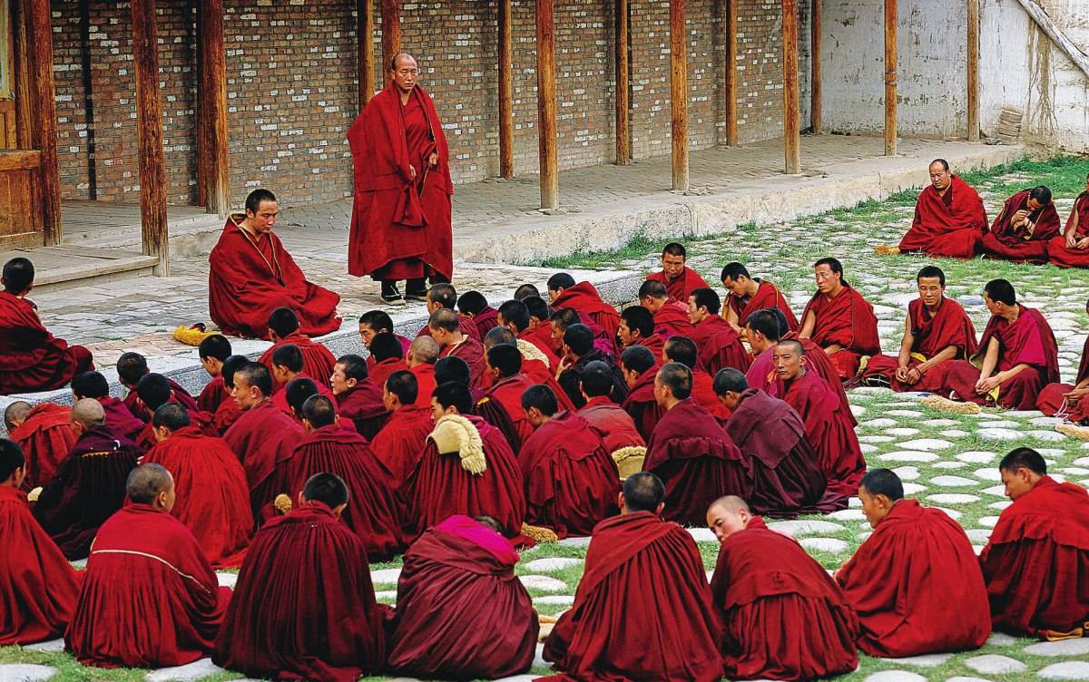 Monasteri blindati, 100 arresti 
Così la Cina "rieduca" il Tibet