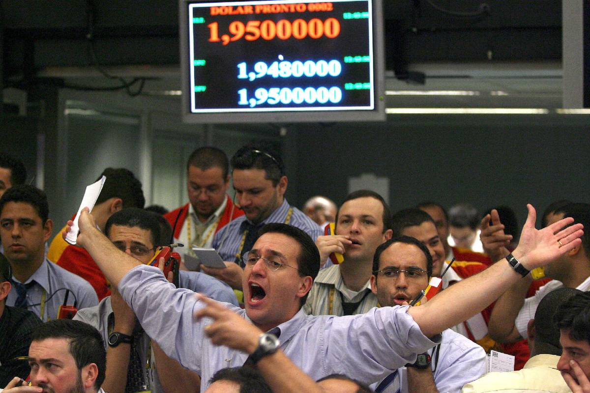 Rimbalzo in Borsa 
su spinta dei bancari 
Milano vola: +5,98%