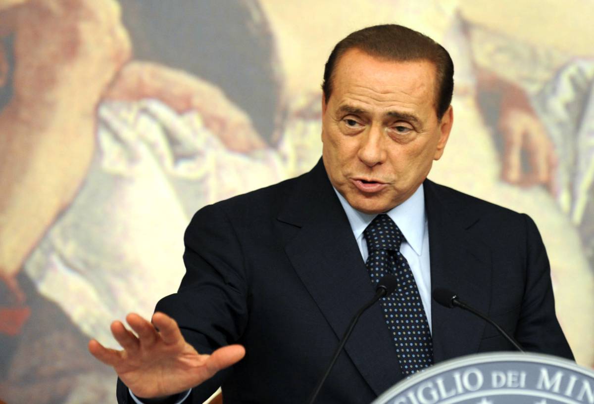 Crisi, Berlusconi: "Aiuti nei limiti di bilancio"