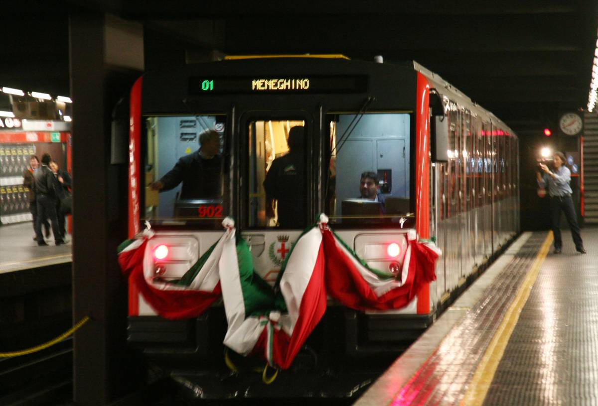 Metrò, è partito il "Meneghino" 
treno open space e tecnologico