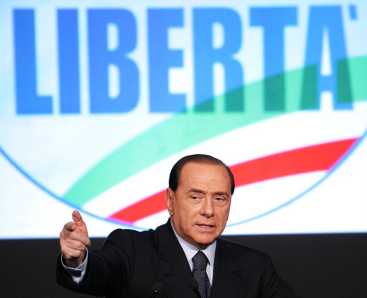 Berlusconi ringrazia An: "Il Pdl 
un traguardo grande e storico"