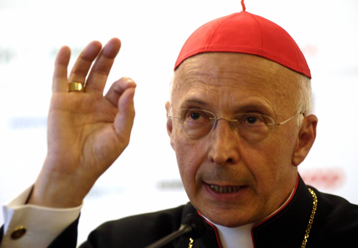 Aids e preservativi, 
Bagnasco sul Papa: 
"Travisato e offeso"