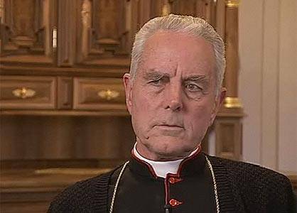 Scomunicato il vescovo negazionista monsignor Williamson 
