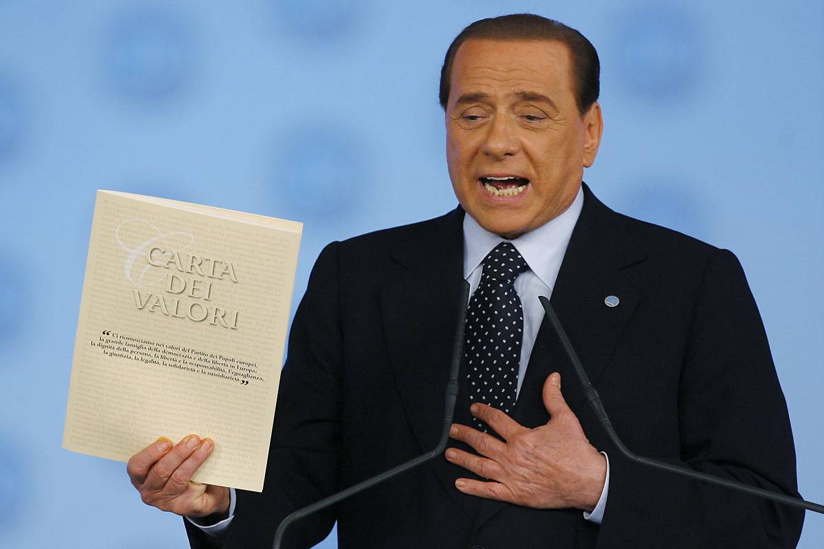 Berlusconi: "Ottimi 
i rapporti con la Lega" 
Franceschini lo attacca