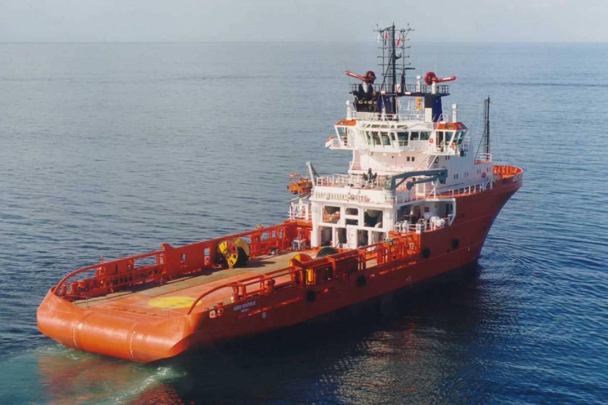 Clandestini, barcone 
affonda in acque libiche: 
ancora 213 dispersi