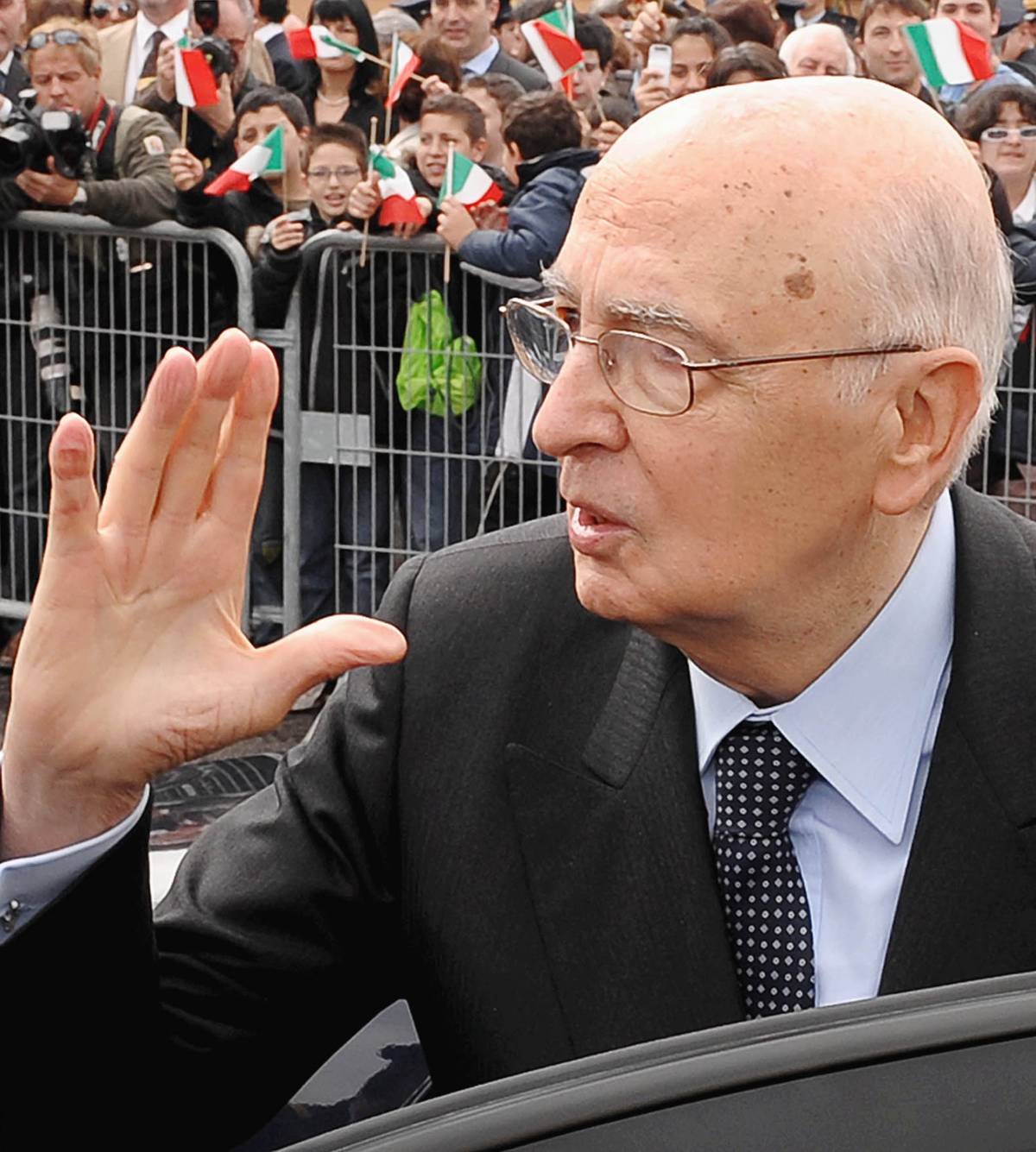 Napolitano: la democrazia reagisce al populismo