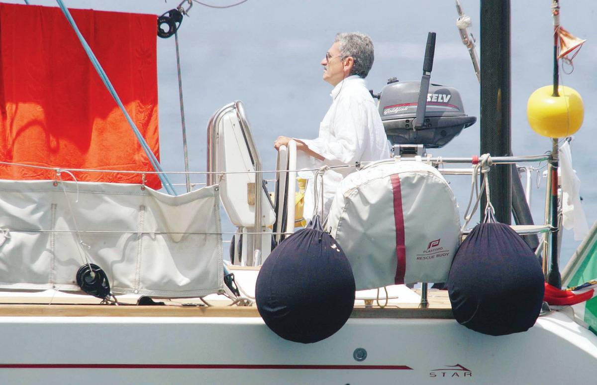 D’Alema festeggia 60 anni e vince 
ma solamente in barca a vela