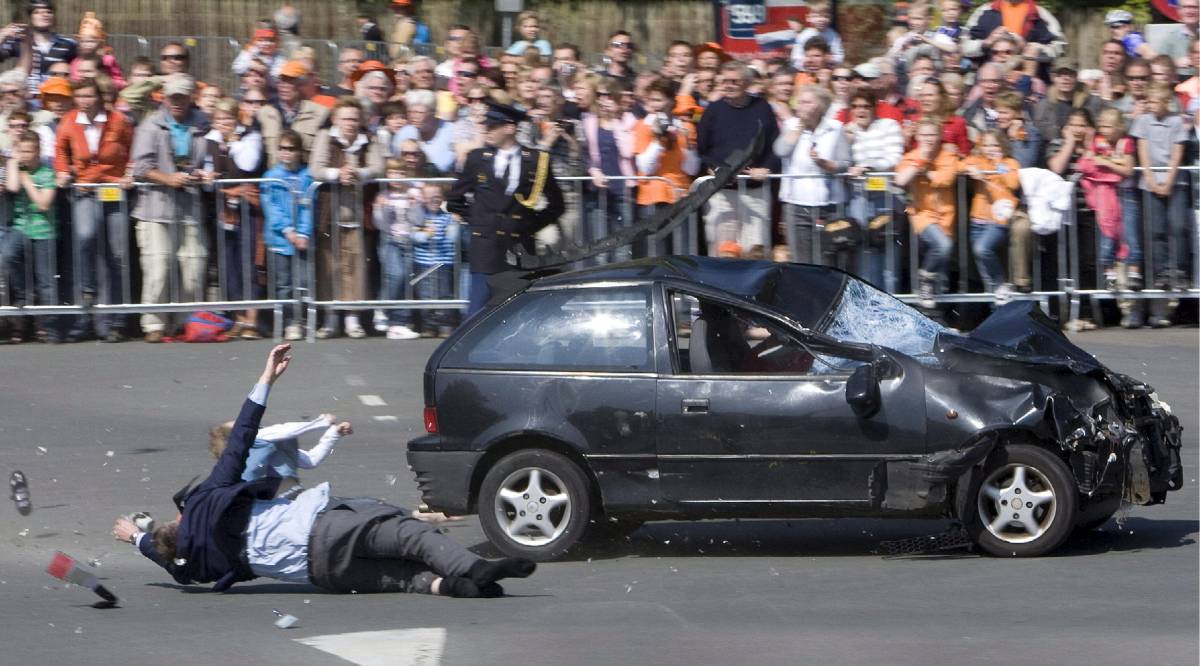 Olanda, auto sul corteo 
della regina: 5 morti 
Arrestato il conducente