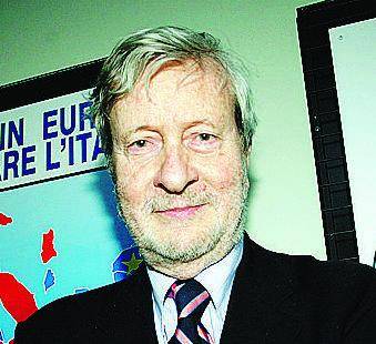 Lista Idv Dopo Israele, arriva il no all’Egitto Vattimo boicotta ancora la Fiera del Libro