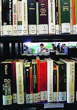 Biblioteche, il Comune viola le sue stesse regole