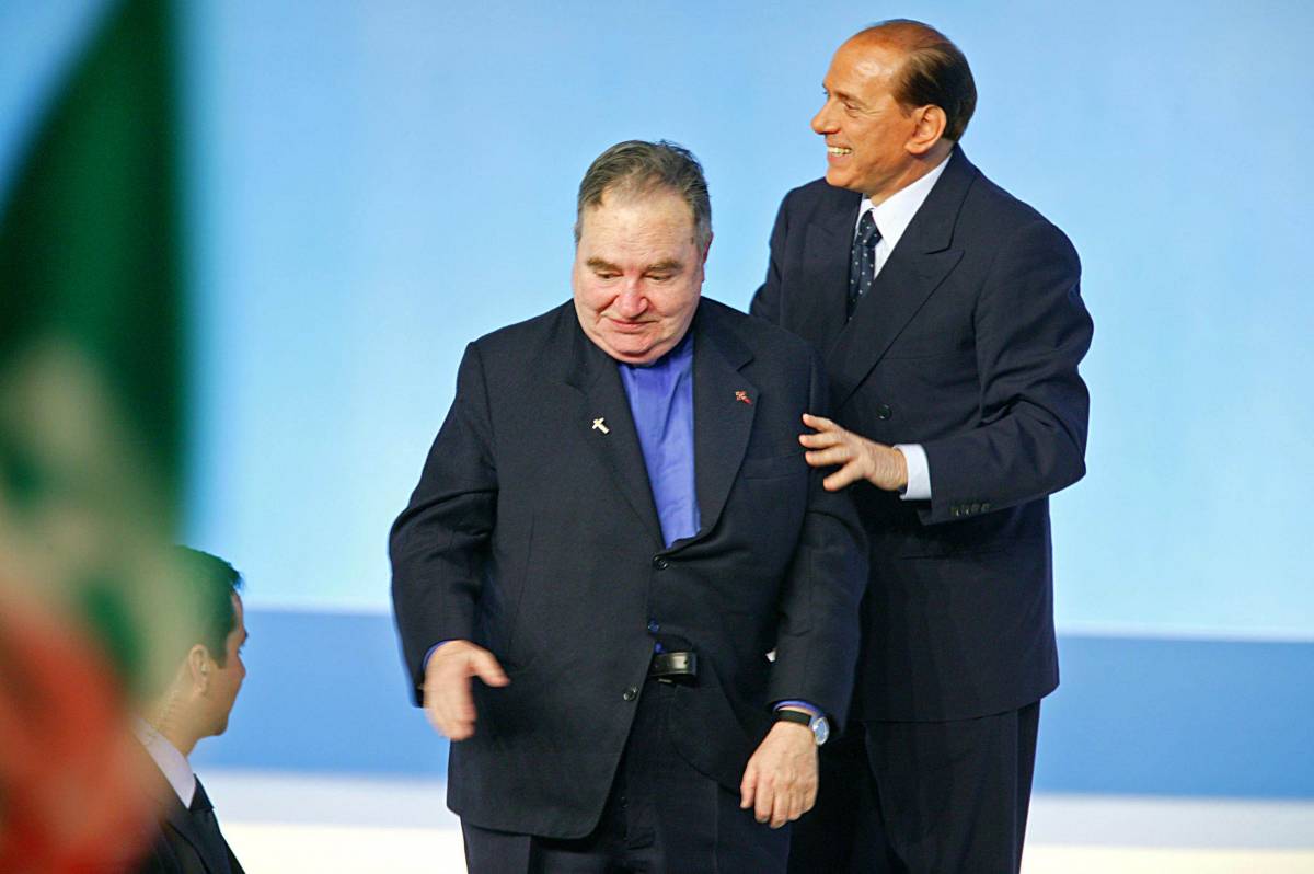 Berlusconi: "Don Gianni, il consigliere che ascoltavo di più"