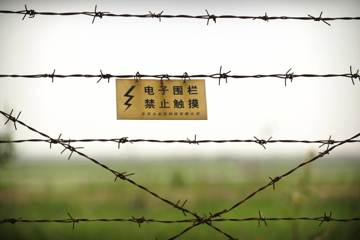 Pyongyang, continua la sfida: 
terzo lancio di missili