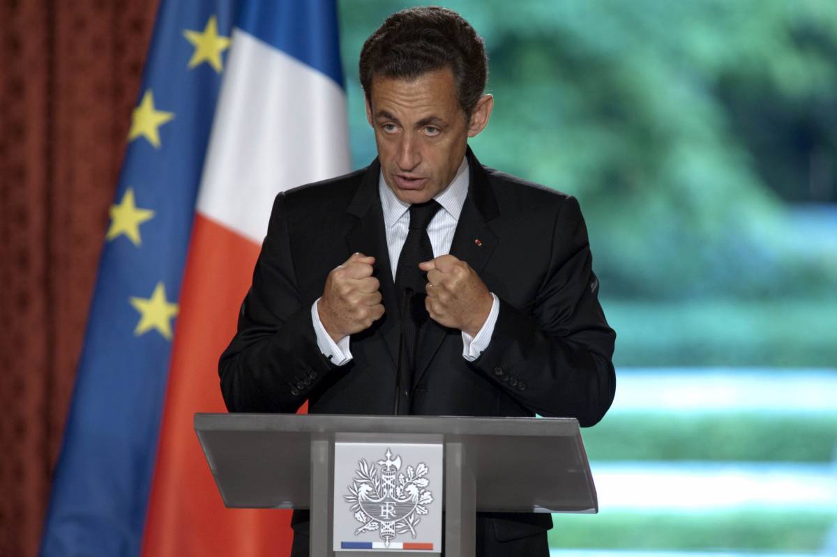 Sarkozy: ronde e prof-poliziotti