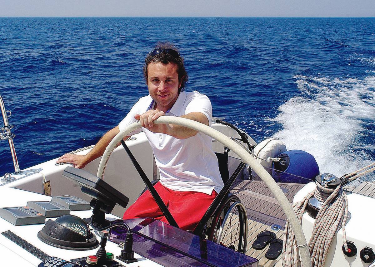 Atlantico a vela per tornare a Miami dove un criminale gli sparò