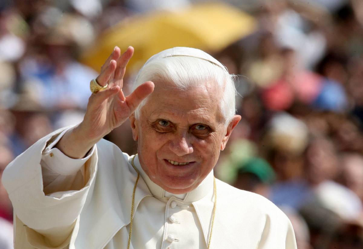 Il Papa: nel genoma dell'uomo la traccia di Dio