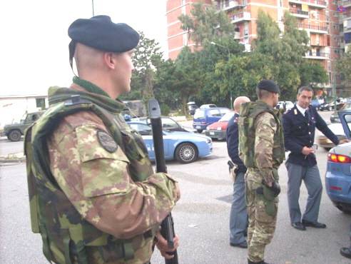 Camorra, l'esercito sgomina il clan di Portici