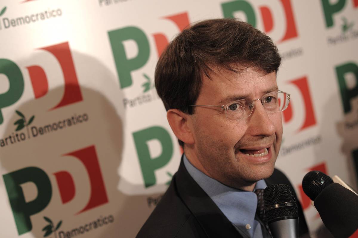 Pd, Franceschini si candida 
In campo anche Bersani: scontro