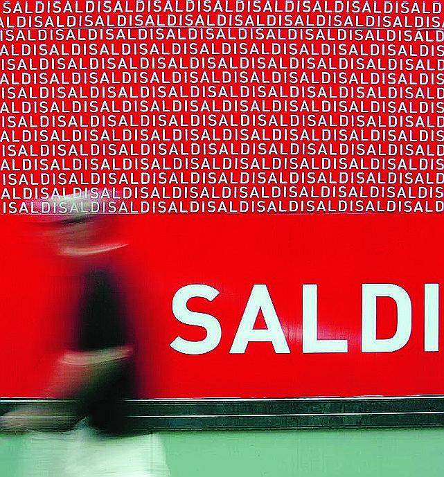 Saldi Ecco il decalogo per tutelare i consumatori